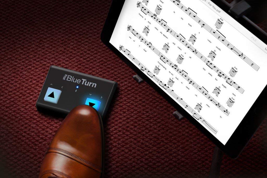 IK Multimedia iRig BlueTurn Wireless Page Turner